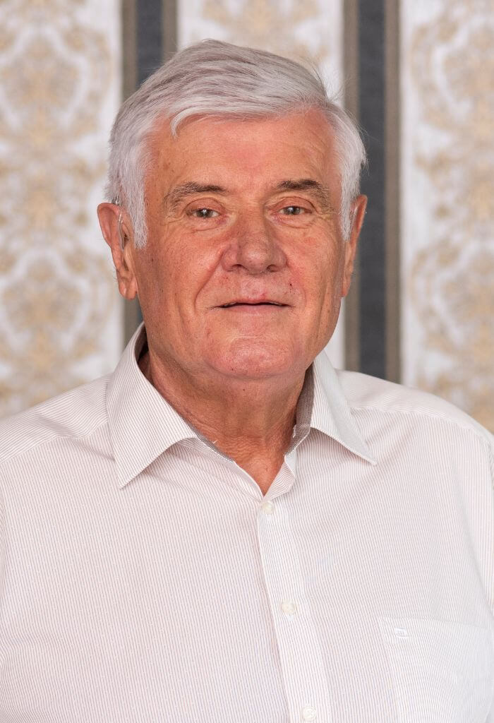 Bolyhos László Rólunk